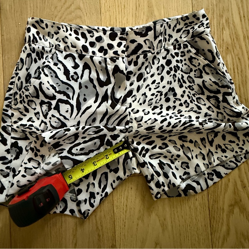 Cache Leopard Print Shorts Size 2 - Picture 5 of 5